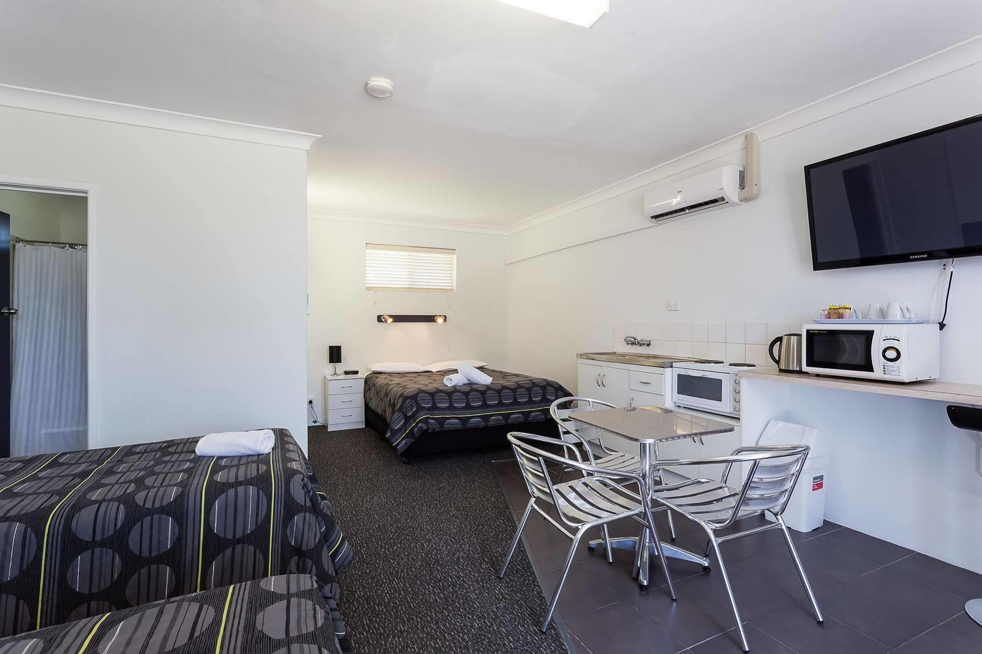 Wynnum Anchor Motel Брисбен Экстерьер фото